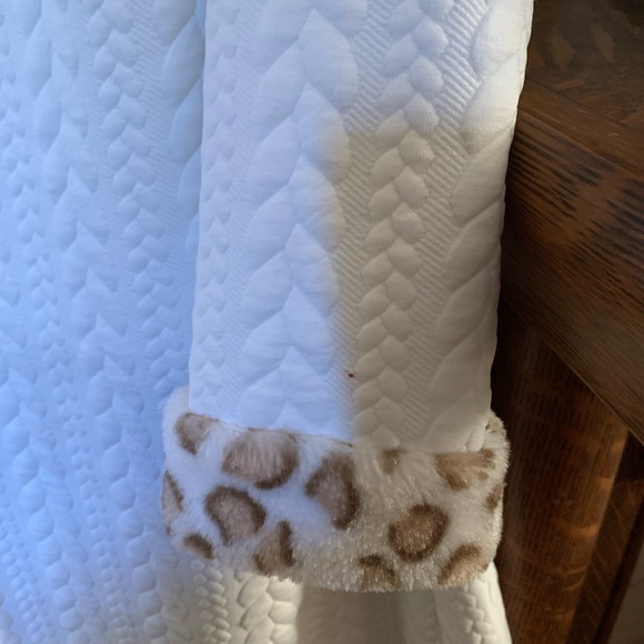 Sweet Heart Rose 2 piece dress/coat set. Size 8. Gently worn. - Picture 7 of 12